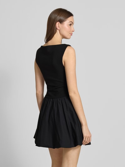 Forever New Cocktailjurk met boothals Zwart - 5