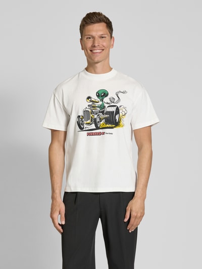 DEUS EX MACHINA T-shirt z prążkowanym, okrągłym dekoltem model ‘Celestial’ Złamany biały 4