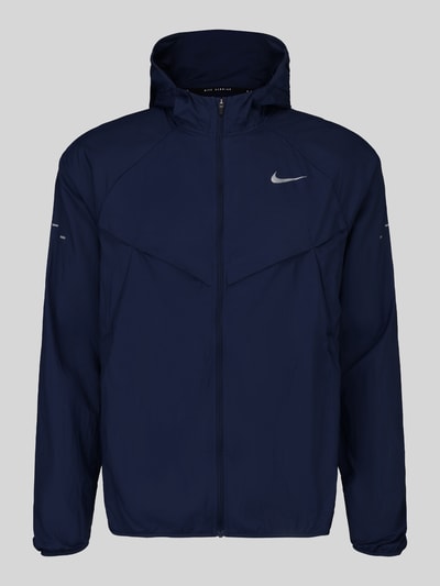 Produktfoto, dunkelblaue Regular Fit Trainingsjacke aus reiner Baumwolle Modell 'STRIDE' von Nike für Herren, glatte Textur, Nike Training.