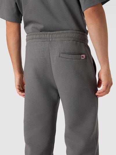 REVIEW Sweatpants mit Strasssteinbesatz Dunkelgrau 3