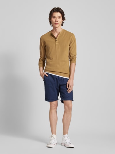 Superdry Longsleeve mit Serafino-Ausschnitt Camel 1