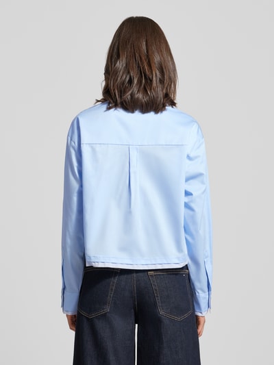 Rich & Royal Cropped Hemdbluse in Layering-Optik Hellblau 5