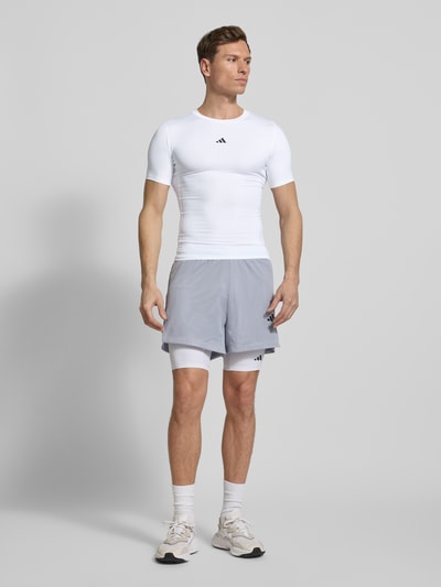 adidas Training T-shirt met labelprint Wit - 1