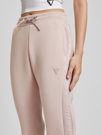 Guess Activewear Sweathose aus Scuba  Taupe 3