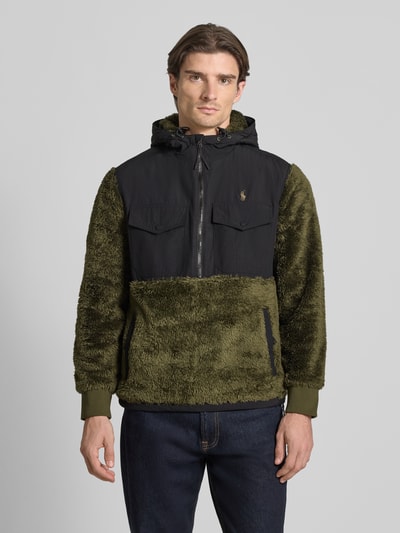 Polo Ralph Lauren Fleecepullover mit Kapuze und Brusttaschen Modell 'CURLY' Oliv 4