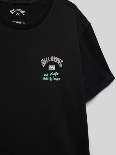 Billabong T-shirt z nadrukiem z logo model ‘KNOW THE FEELING’ Czarny 2