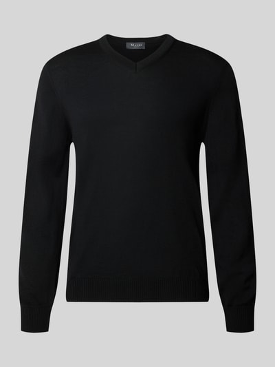 Produktfoto, schwarzer Regular Fit Strickpullover aus reiner Schurwolle mit V-Ausschnitt von MAERZ Muenchen, glatte Textur, elastische Abschlüsse