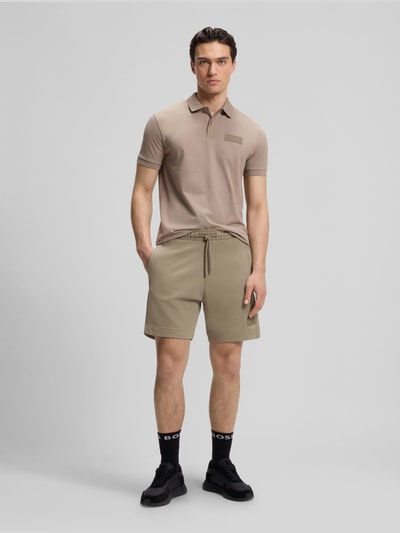 BOSS Green Regular Fit Sweatshorts aus Baumwoll-Mix Modell 'JT_SHORTS' Sand 1