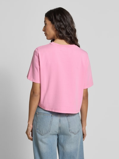 Rich & Royal Kort T-shirt met knoopdetail Felroze - 5