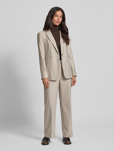 comma Stoffhose mit Bügelfalten und Gesäßtaschen Offwhite 1