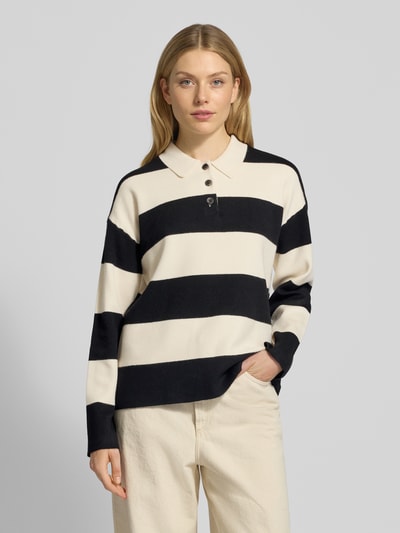 Vero Moda Sweter z dzianiny o kroju regular fit z mieszanki wiskozy model ‘SABA’ Czarny 4