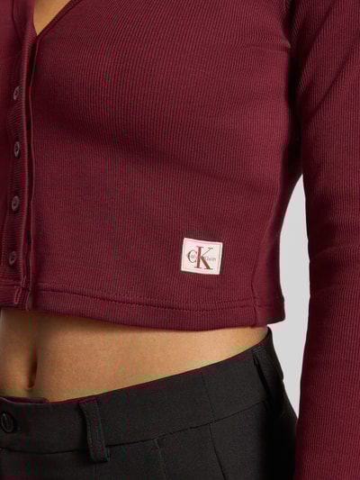 Calvin Klein Jeans Cropped Strickjacke mit Knopfleiste Bordeaux 3