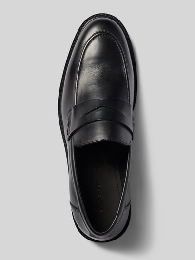 Produktfoto, schwarzer Loafer aus echtem Leder Modell 'Lozham' von GANT, glatte Oberfläche, sichtbare Ziernähte, Herren Loafer