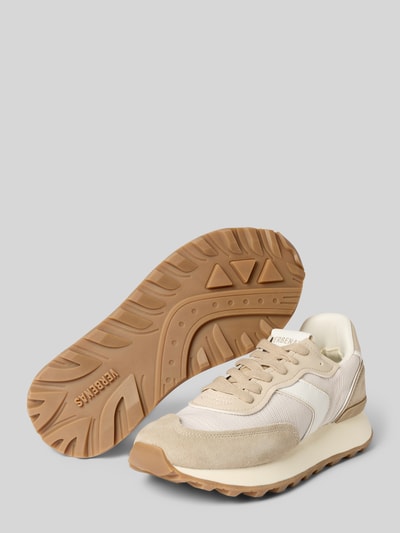 Produktfoto, Sneaker mit Label-Details Modell 'CLODETTE DINAN' von Verbenas in Beige mit abgerundeter Form, Schnürung, profilierte Sohle, Absatzhöhe 3 cm, Schafthöhe und Schaftweite 9 cm, strukturierte Textur