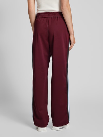 Only Loose Fit Trackpants mit Kontraststreifen Modell 'WARM UP X' Bordeaux 5