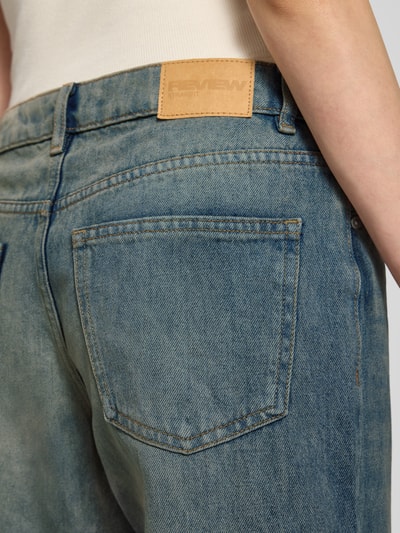 Review Straight Leg Jeans aus reiner Baumwolle Rauchblau 3