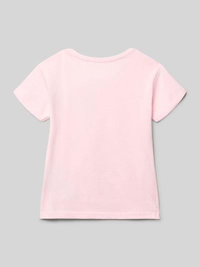 Produktfoto, T-Shirt mit Rundhalsausschnitt und Motiv-Print von Blue Seven in zartem Rosa, reine Baumwolle, gerader Schnitt, Rückansicht.