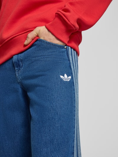 adidas Originals Jeans mit Eingrifftaschen Jeansblau 3