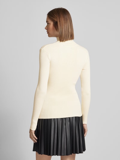 Pieces Slim Fit Rollkragenpullover in Ripp-Optik Modell 'MIRA' Offwhite 5