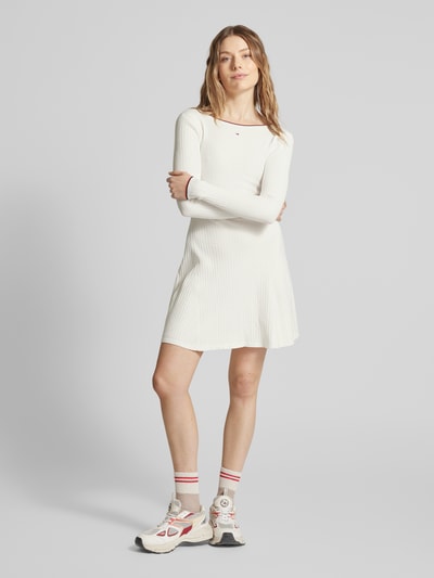 Tommy Jeans Minikleid mit Zopfmuster Offwhite 1