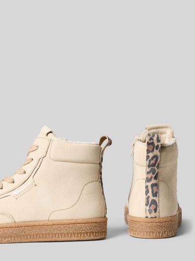 Produktfoto, Sneaker aus echtem Rindsleder von Tamaris, cremefarben mit brauner Sohle und Leopardenmuster-Detail, Damen Sneaker von Tamaris