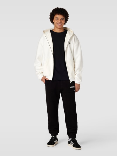 Multiply Apparel Sweatjacke mit Eingrifftaschen Modell 'BRUSHED' Offwhite 1