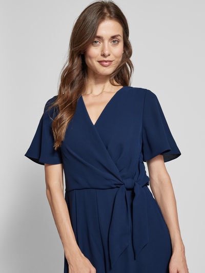 Christian Berg Cocktail Jumpsuit mit Knotendetail Dunkelblau 3