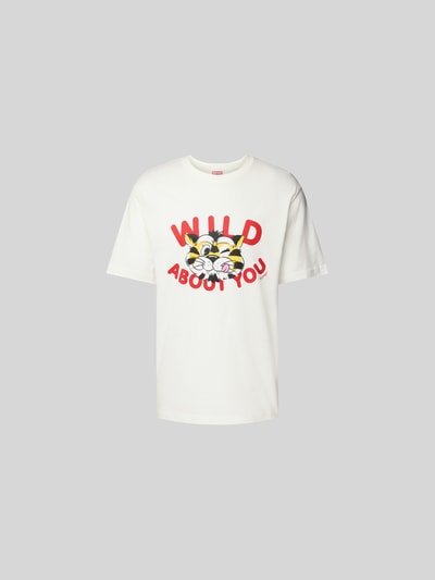 Produktfoto, Regular Fit T-Shirt aus reiner Baumwolle von Kenzo, weiß mit rotem Statement-Print, Rundhalsausschnitt, kurzärmelig, Rückenlänge 69 cm in Größe M, Herren T-Shirt.