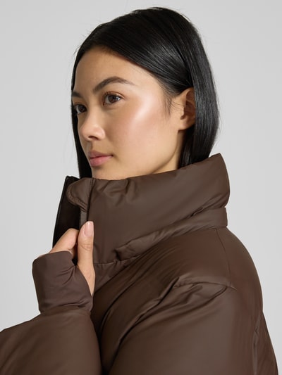 Neo Noir Steppmantel mit Kapuze Modell 'Viviana' Dunkelbraun 3