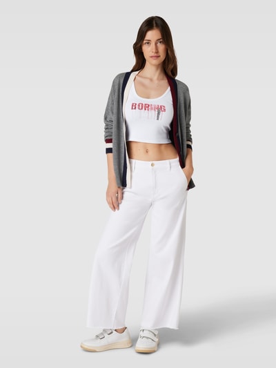 Guess Crop Top mit Statement-Print Modell 'BORING' Weiss 1