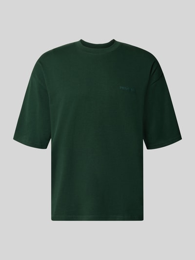 Produktfoto, Oversized T-Shirt aus reiner Baumwolle von REVIEW in Dunkelgrün, Rundhalsausschnitt, Label-Print, glatte Textur