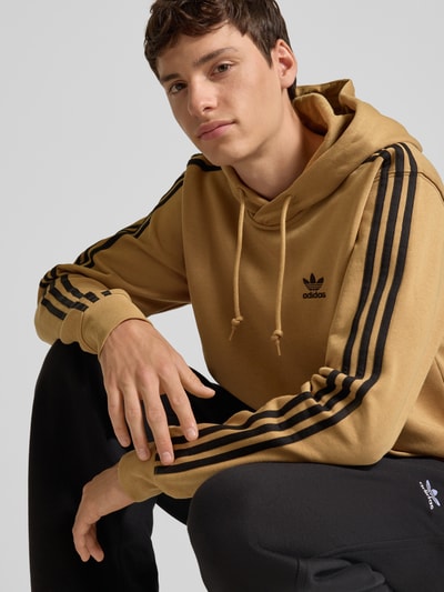 adidas Originals Hoodie mit Label-Stitching Mittelbraun 3