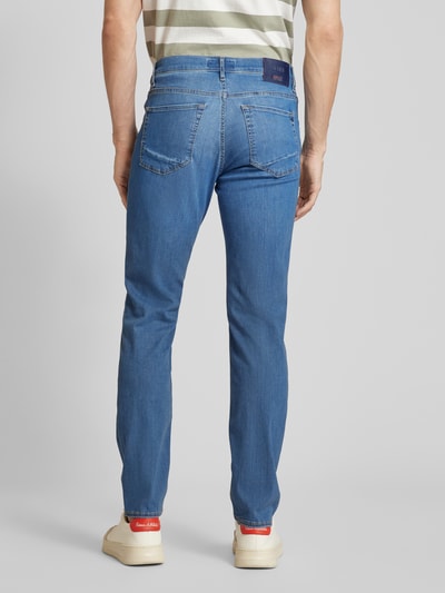 Brax Straight Fit Jeans mit Label-Patch Modell 'CHUCK' Blau 5