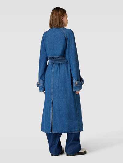 EDITED Jeanstrenchcoat mit Bindegürtel Modell 'Belen' Jeansblau 5