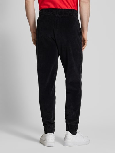 HUGO Sweatpants mit Label-Patch Modell 'Velvet' Black 5