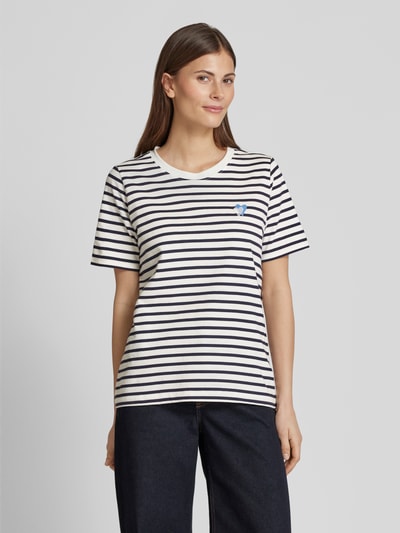 s.Oliver RED LABEL Relaxed Fit T-Shirt aus reiner Baumwolle mit Herz-Stickerei Marine 4