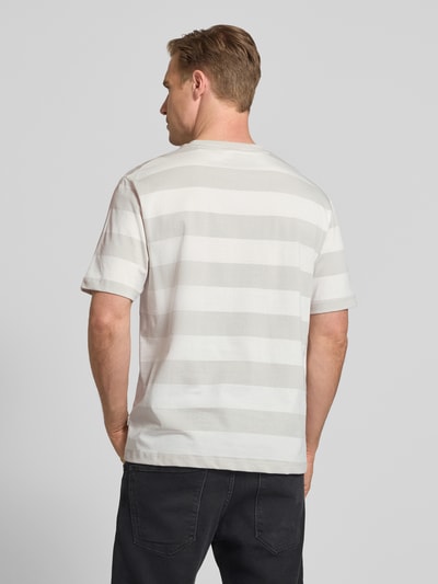 Lindbergh Oversized T-Shirt mit Streifenmuster und Rundhalsausschnitt Hellgrau 5
