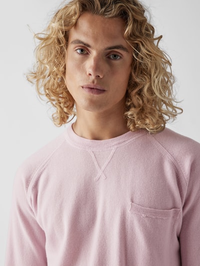 Officine Générale Pullover mit Brusttasche Rosé 3
