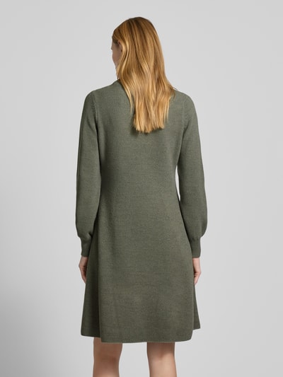 monari Knielanges Kleid mit Turtleneck Oliv 5