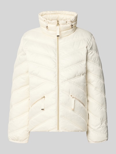 Productfoto, Steppjacke mit Stehkragen und Reißverschlusstaschen van Christian Berg Woman Selection, regular fit, crème, verticale stiknaden, glanzende textuur, geribbelde kraag, twee ritszakken, lengte 61 cm, schouderbreedte 42 cm, borstwijdte 51 cm, mouwlengte 58 cm