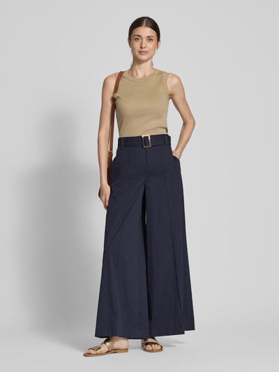 MAC Stoffhose mit Gürtel und Eingrifftaschen Modell 'Carletta' Marine 1