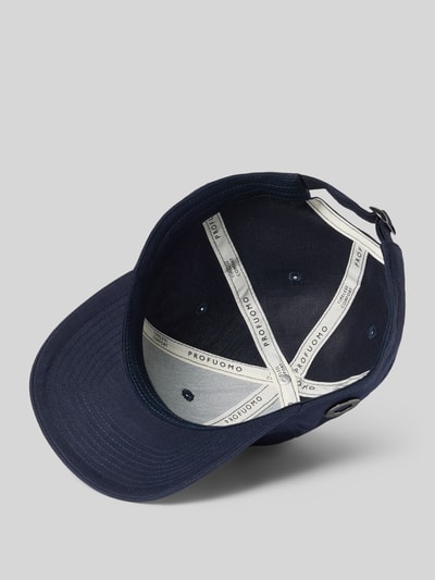 Produktfoto, Base Cap aus Leinen-Mix mit Logo-Detail von Profuomo in Dunkelblau, elastischer Leinen-Baumwoll-Anteil, Strapback, Curved-Visor