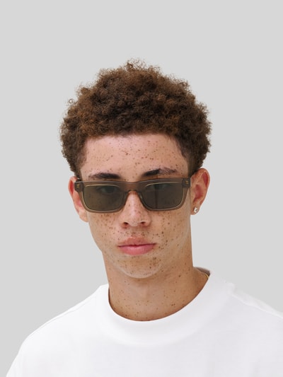 MessyWeekend Rechteckige Sonnenbrille Modell 'NEW DYLAN' Gruen 1