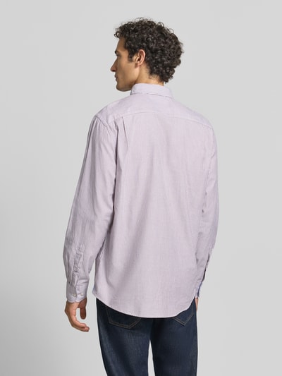 Christian Berg Men Koszula casualowa o kroju regular fit z kołnierzykiem typu button down Bordowy 5