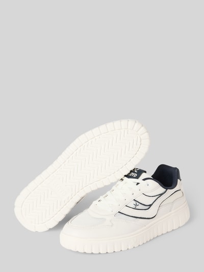 Produktfoto, biało-granatowy Sneaker aus Leder-Textil-Mix Modell 'TORO WAVE' von Lloyd, zaokrąglony nosek, sznurowanie, wysokość obcasa 4 cm, wysokość cholewki 7 cm, szerokość w rozmiarze 44: 10 cm, teksturowana podeszwa