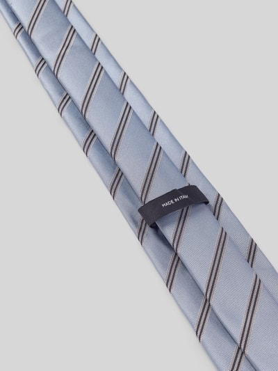 Produktfoto, Krawatte aus reiner Seide Modell 'H-Tie 8 CM-ONE' von BOSS, hellblau mit dunklen Streifen, glatte Textur, Herren Krawatte