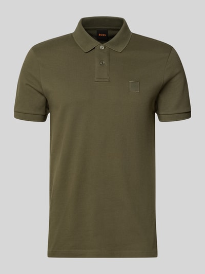 Produktfoto, Slim Fit Poloshirt aus Baumwoll-Mix Modell 'PASSENGER' von BOSS Orange, efekt: jednolity kolor, naszywka z logo, krótki rękaw, kołnierzyk polo, zapięcie na 2 guziki, mieszanka bawełny