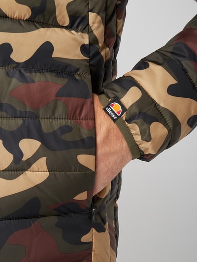 Ellesse Steppjacke mit Camouflage-Muster Oliv 5