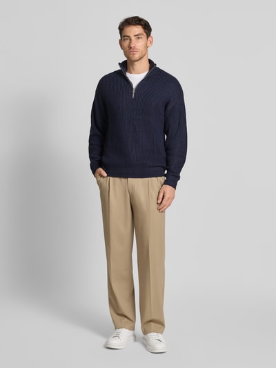 Jack & Jones Sweter z dzianiny z zamkiem błyskawicznym model ‘KAITO’ Granatowy 1