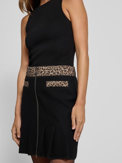 Marc Cain Spódnica o kroju regular fit z mieszanki żywej wełny Czarny 3